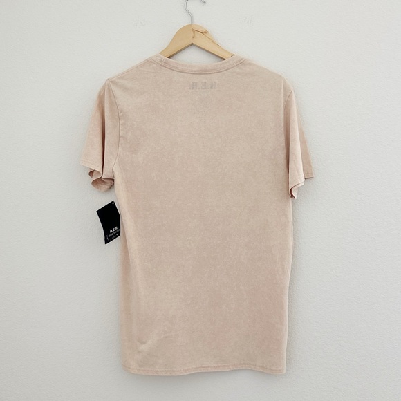 NEW H.E.R Portrait Graphic Tee - Picture 5 of 6